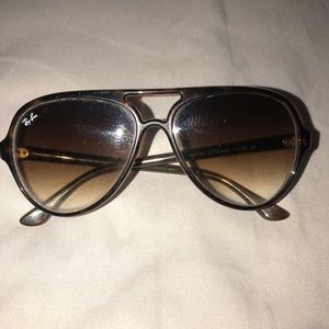 CAT5000 Ray Bans